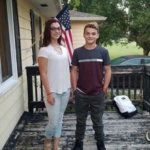 Meet your Posher, Derek